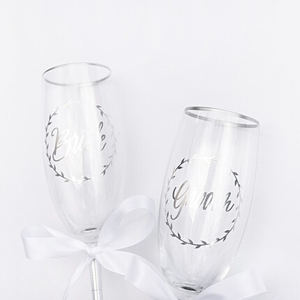 Set Pahare Miri Personalizate Bride & Groom – Model Elegant cu Fundita Alba